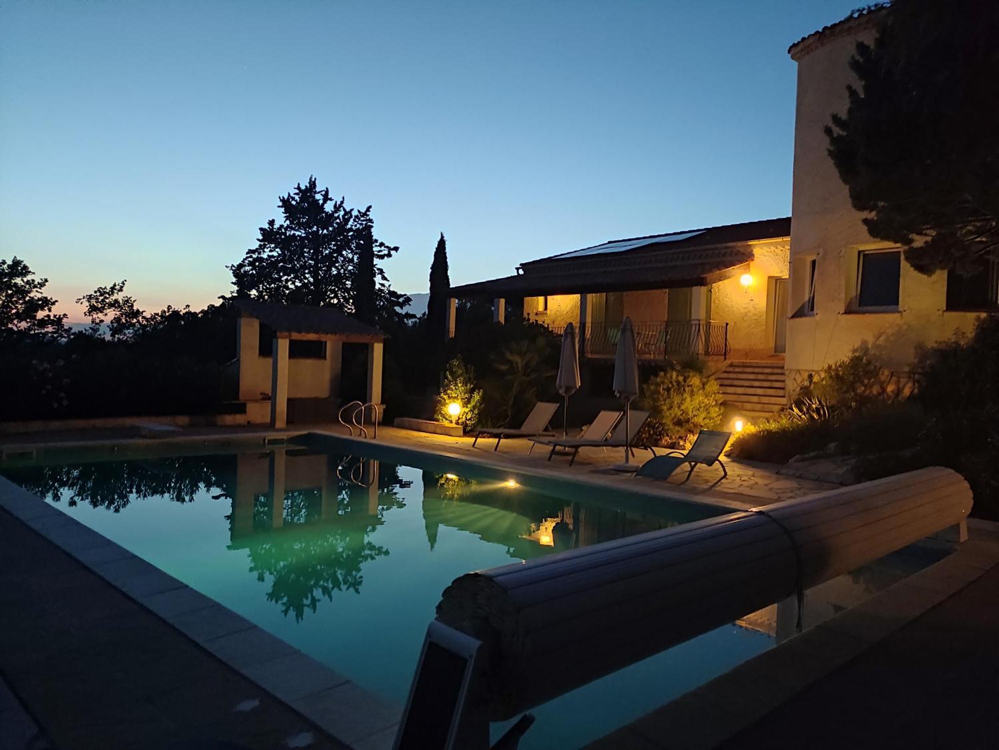 Lorgues, La Tourelle, Immense Piscine, Plongeoir, Vue, Au Grand Calme Holiday home
